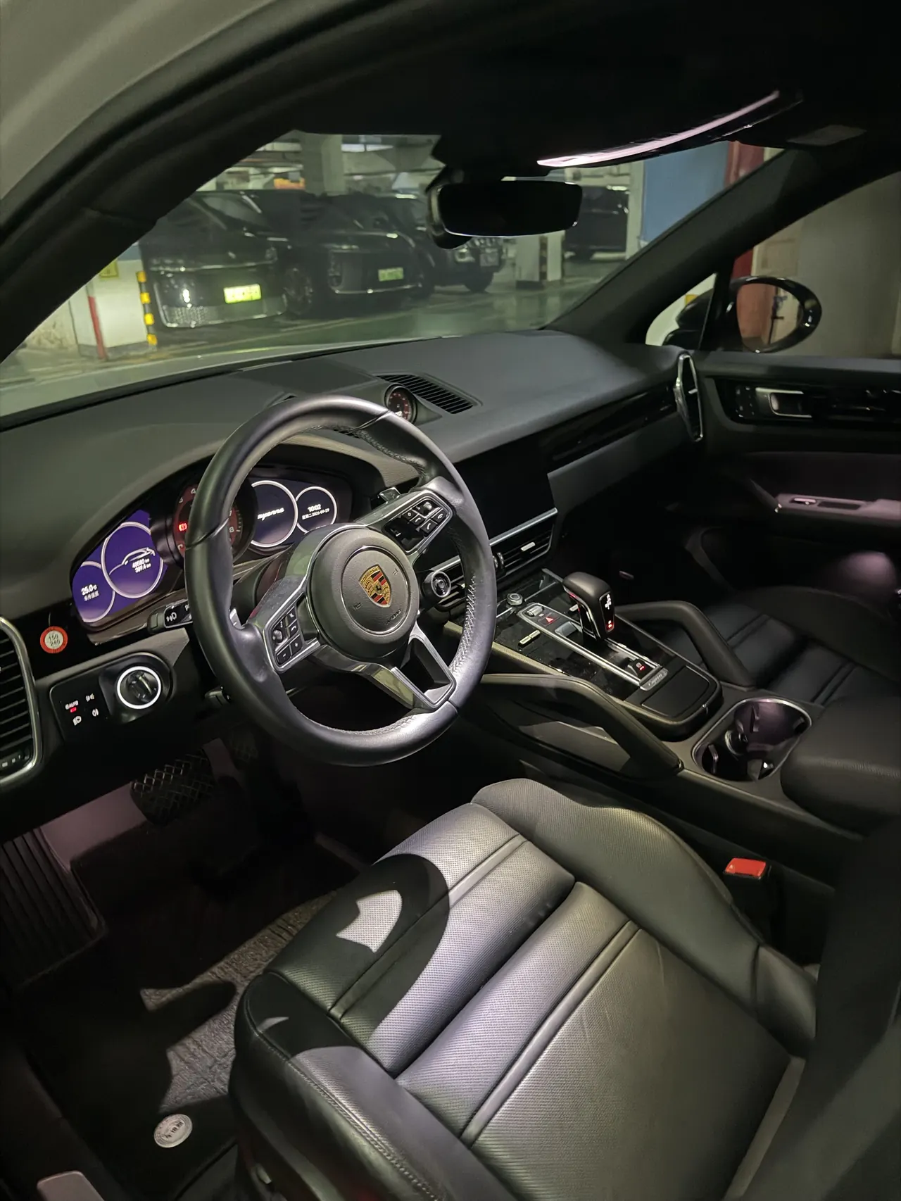 Porsche Cayenne (Imported) 2022 Cayenne 3.0T Platinum Edition Automatic Gear 3