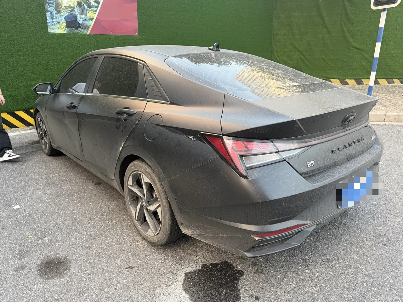 Hyundai 2022 Elantra -3-compartment 1.5 stepless LUX premium automatic gear 4