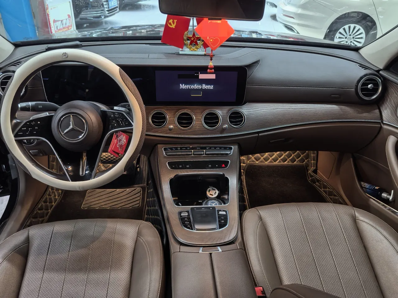 Mercedes Benz E Class 2023 E 300 L 2.0T Luxury Automatic Gear 5