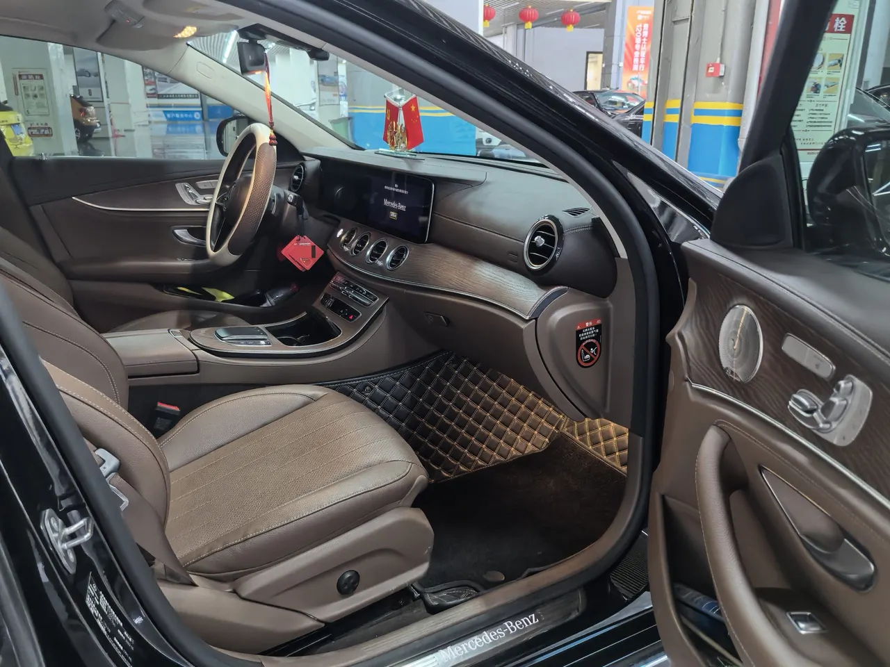 Mercedes Benz E Class 2023 E 300 L 2.0T Luxury Automatic Gear 7