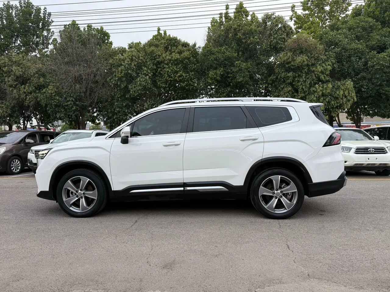 Geely 2023 Hao Yue L 2.0TD Honorable Automatic Transmission 4