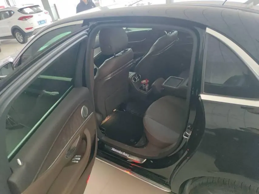 Mercedes Benz E Class 2021 E 260 L 2.0T (changed) automatic gear 2