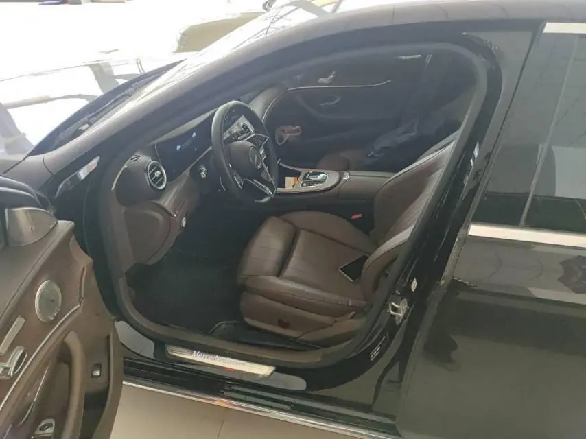 Mercedes Benz E Class 2021 E 260 L 2.0T (changed) automatic gear 3