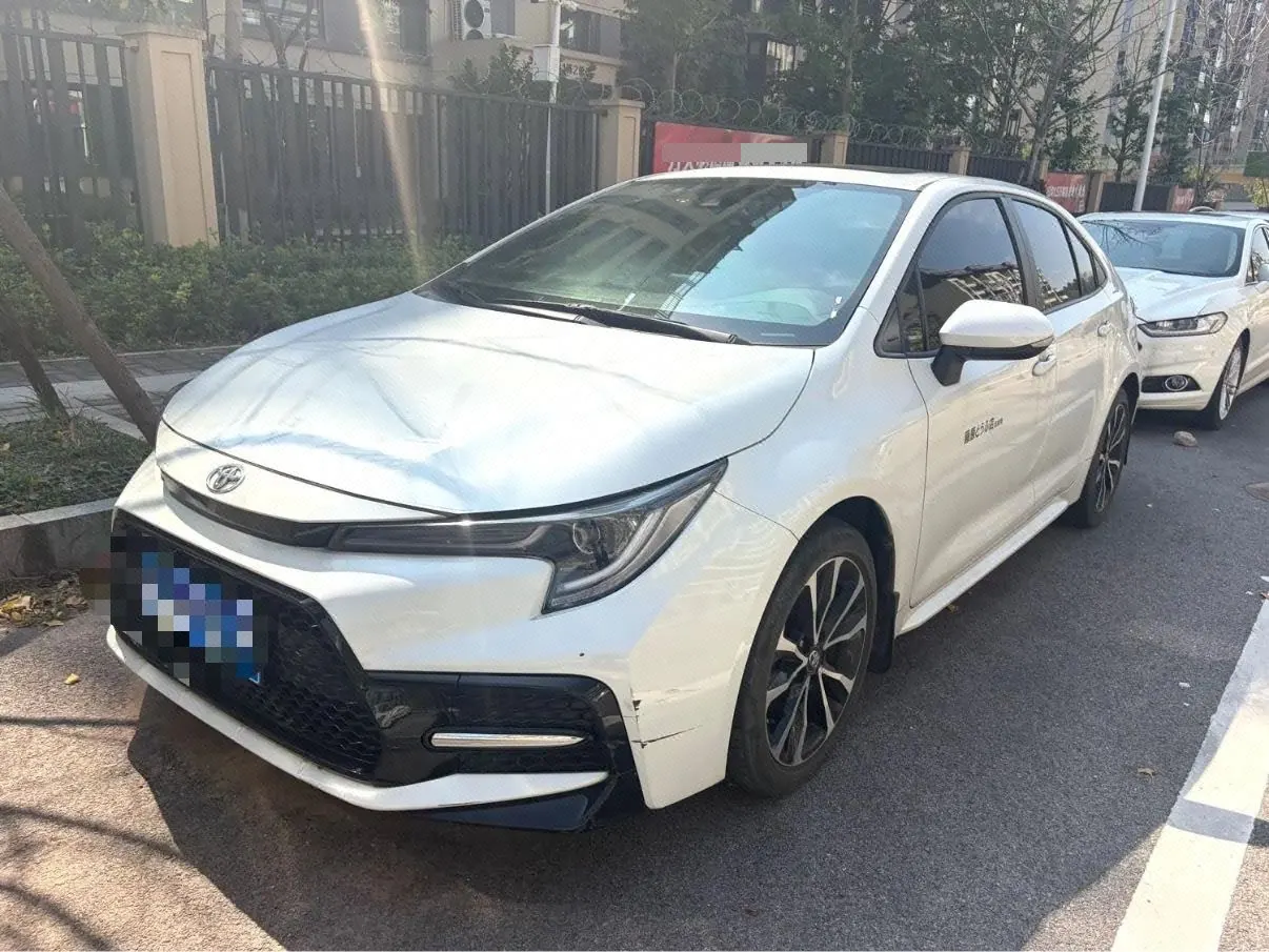 Toyota 2022 Lei Ling 1.2T Stepless 185T Sports Edition Automatic Gear - View 1