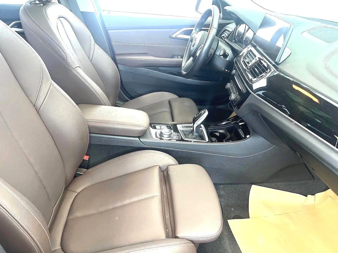 BMW 1 Series 2022 120i 1.5T M Sports Edition Automatic Gear 3