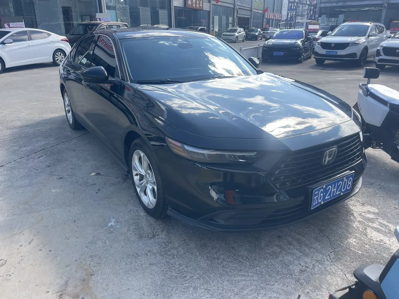 Honda 2023 11th Generation Accord 1.5T Stepless 260TURBO Deluxe Automatic Gear 4