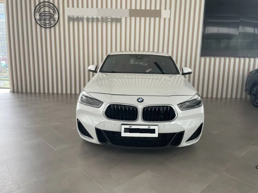 BMW 2021 X2 sDrive25i 2.0T Obsidian Night Edition Automatic Gear 2