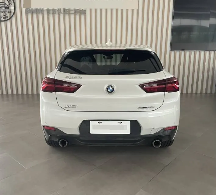 BMW 2021 X2 sDrive25i 2.0T Obsidian Night Edition Automatic Gear 5