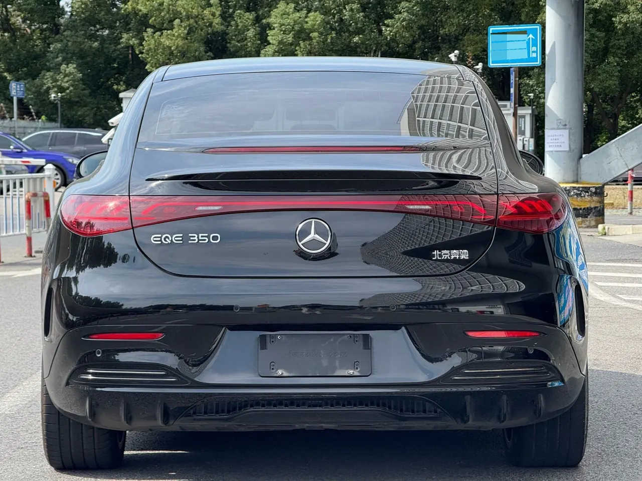 Mercedes Benz 2022 EQE 350 EQE 350 Special Edition Automatic Gear 5