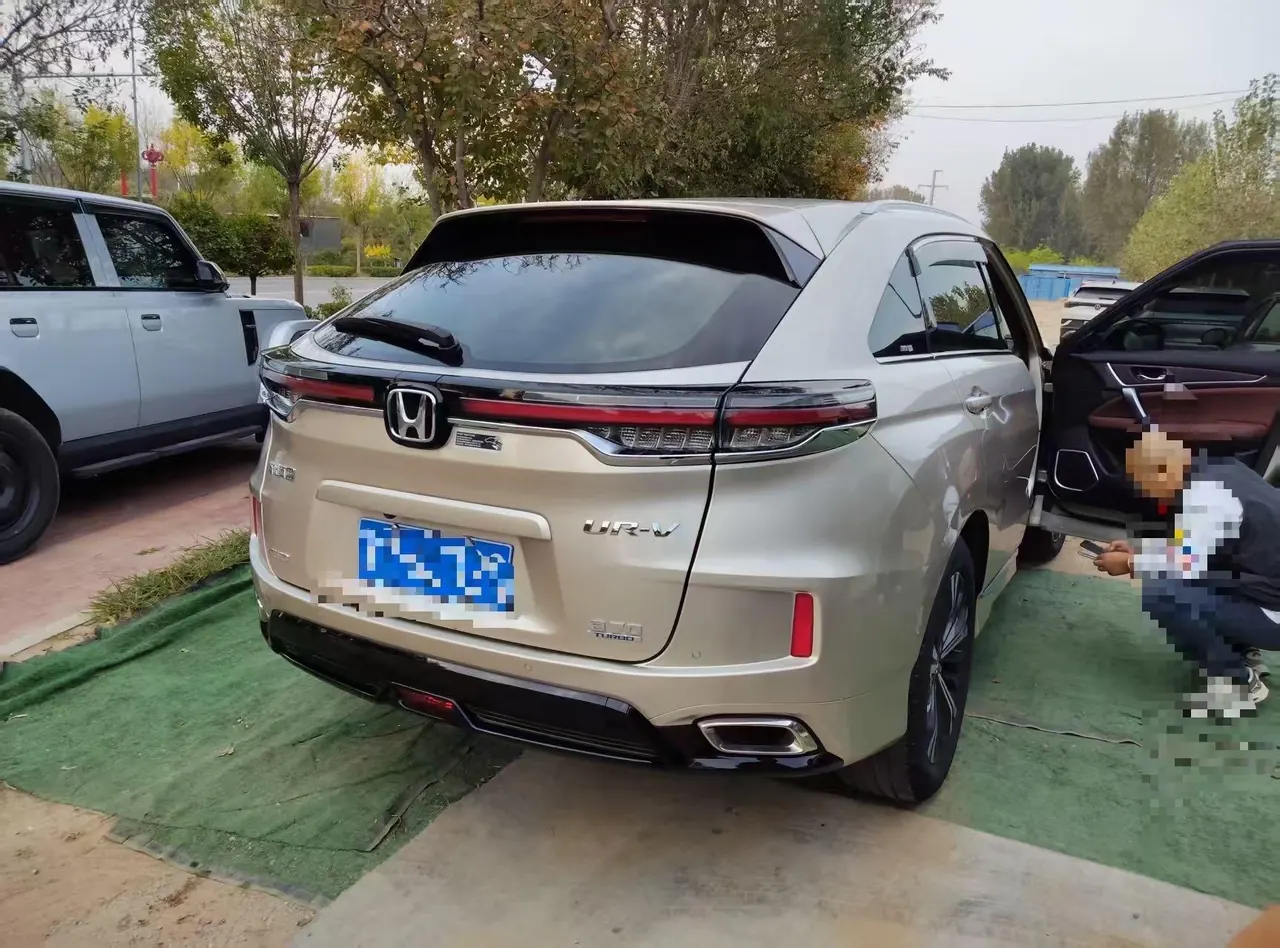 Honda 2020 UR-V 2.0T 370TURBO 4-wheel drive exclusive automatic gear 2