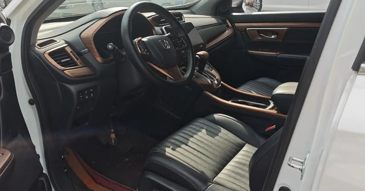 Honda 2020 Hao Ying 1.5T Stepless 240TURBO Four-wheel Drive Premium Edition Automatic Gear 3