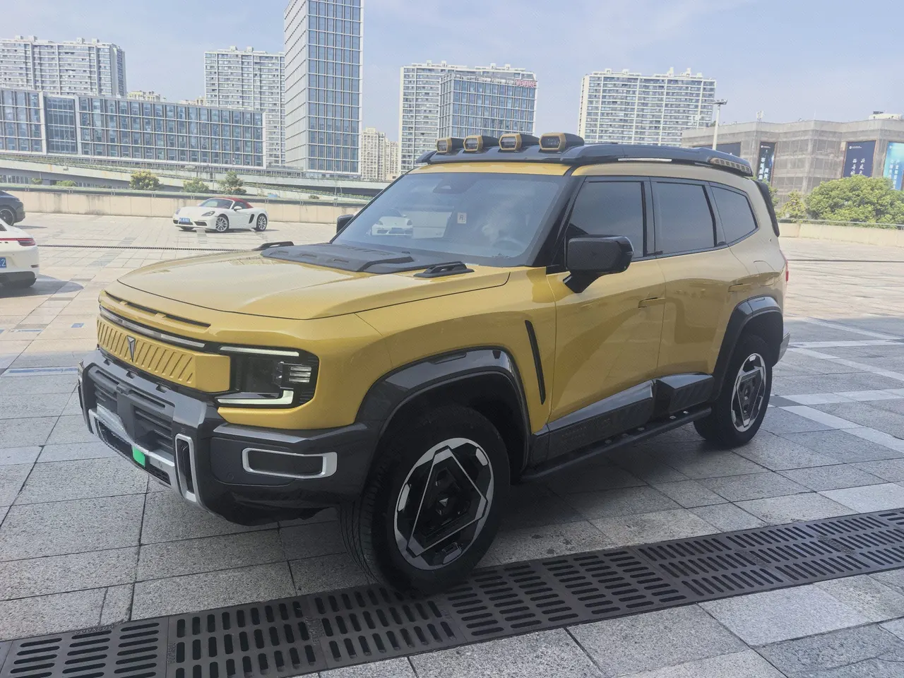 ChangAn Deepal 2025 G318 Worry-Free Crossing Edition Four-wheel Drive Secret Edition Automatic Gear - View 1
