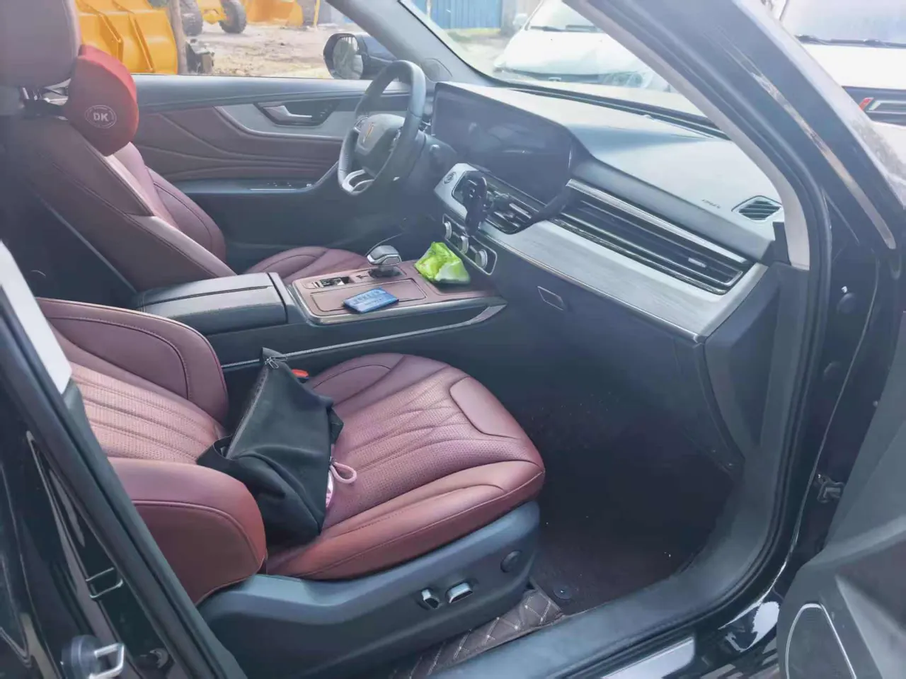 HongQi 2025 HS5 2.0T Two-Drive Flag Enjoy Pro Edition Automatic Gear 3
