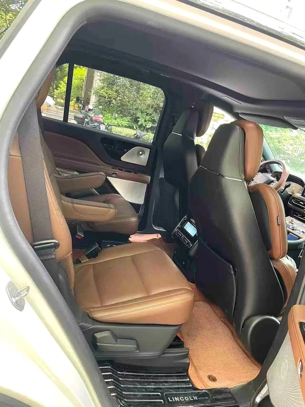 Lincoln 2020 Aviator 3.0T V6 Four-wheel Drive Administrative Edition Automatic Gear 2