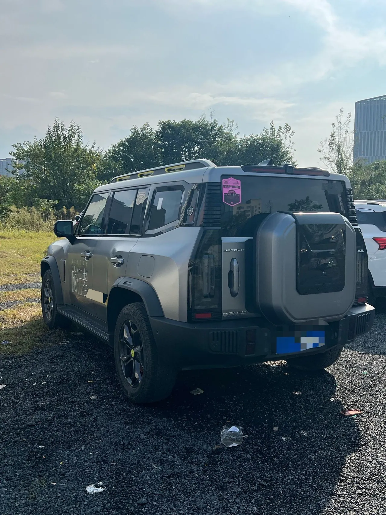 Jetour 2023 Traveler 2.0T Four-Wheel-Drive Cross-Country PRO Automatic 2