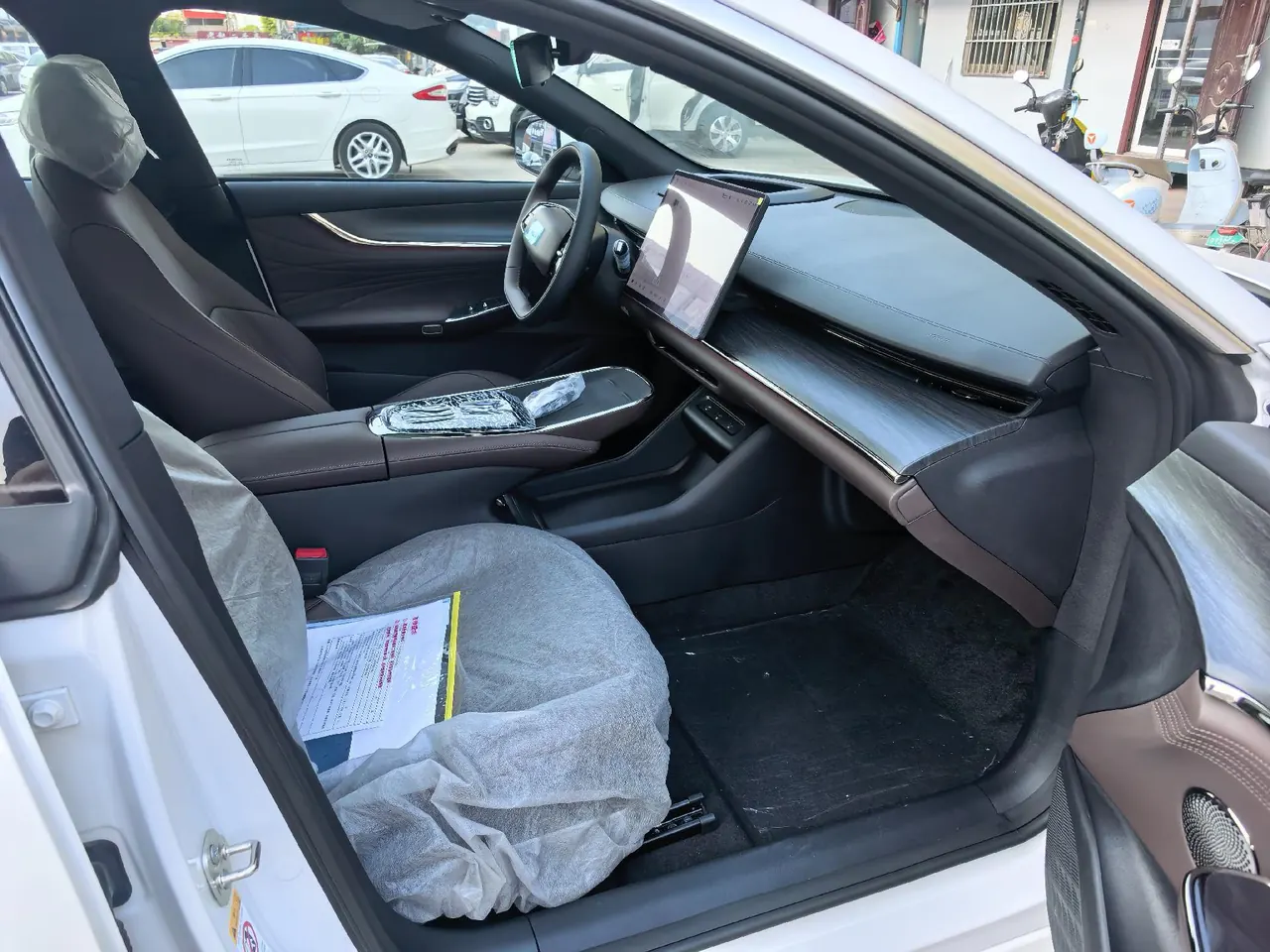 QiYuan 2025 A07 Blue Whale Pure Electric Edition 710 Smart Driving Flagship Automatic Gear 3