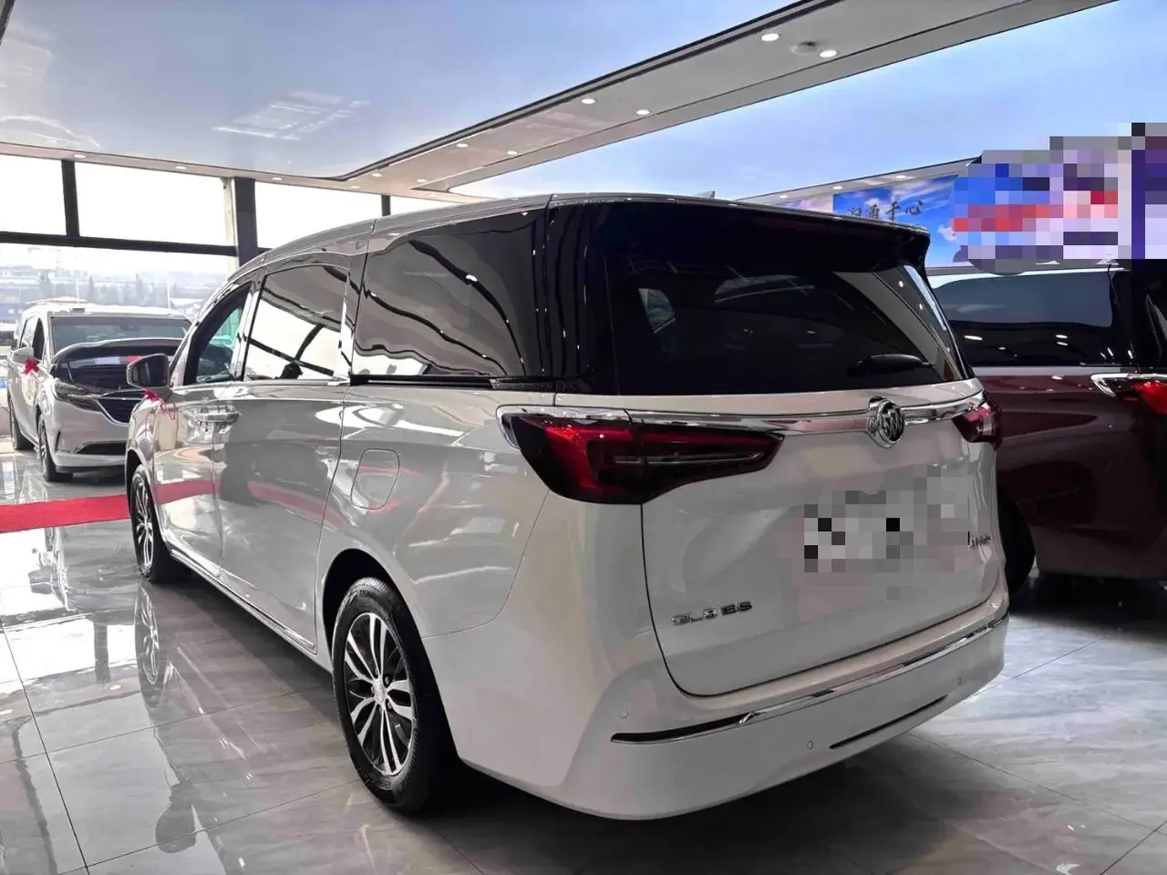Buick 2023 GL8 ES Lu Zun 48V 2.0T 653T Comfortable Automatic Gear 11