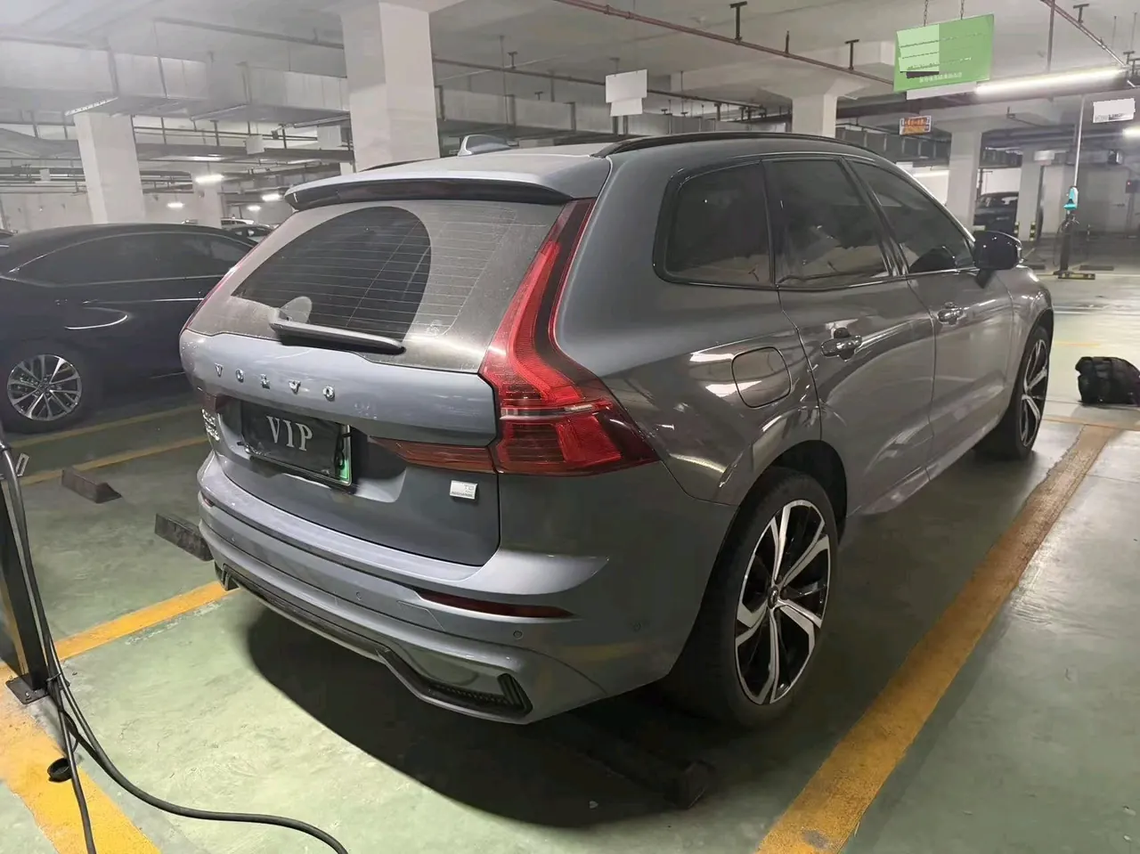 Volvo XC60 New Energy 2022 XC60 PHEV 2.0T T8 Four-wheel Drive Zhiyuan Deluxe Edition Automatic Gear 8