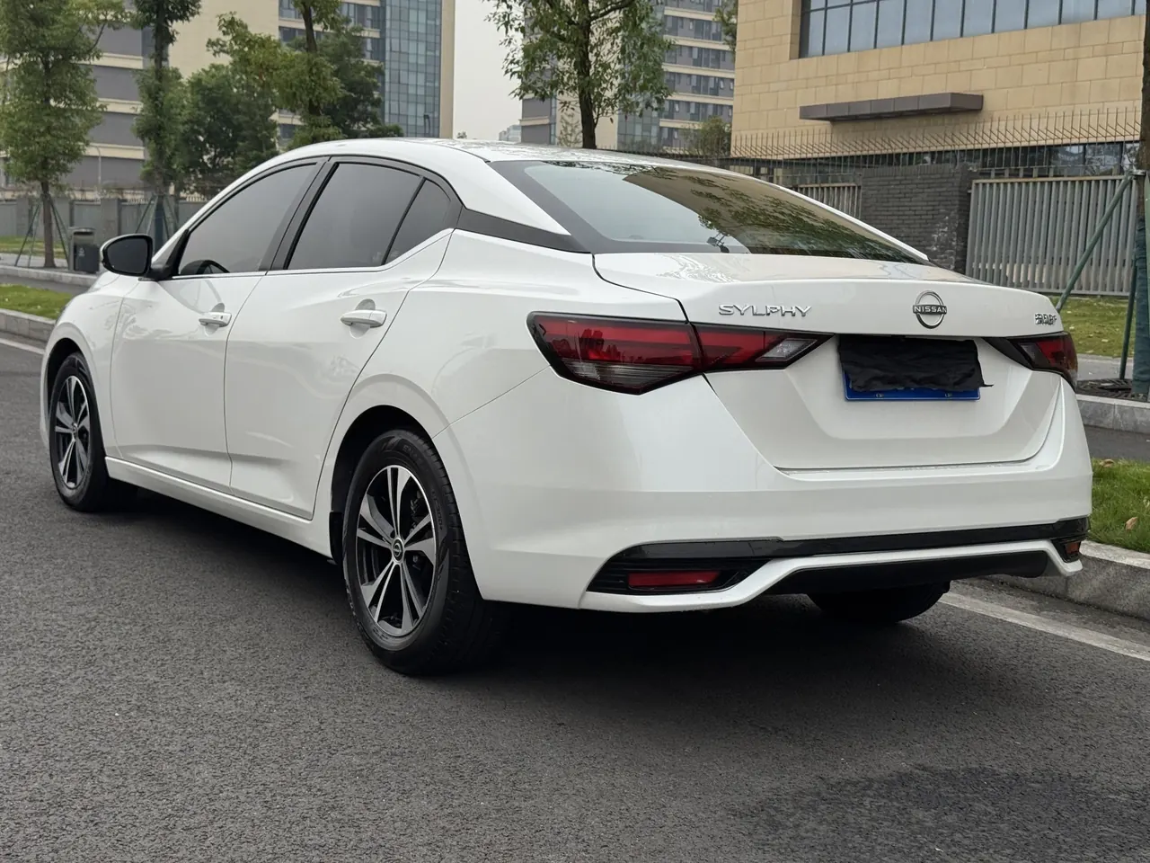 Nissan 2022 Sylphy 1.6 Stepless XL Pleasant Edition Automatic Gear 14