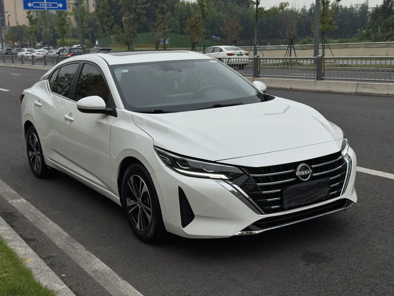 Nissan 2022 Sylphy 1.6 Stepless XL Pleasant Edition Automatic Gear 2