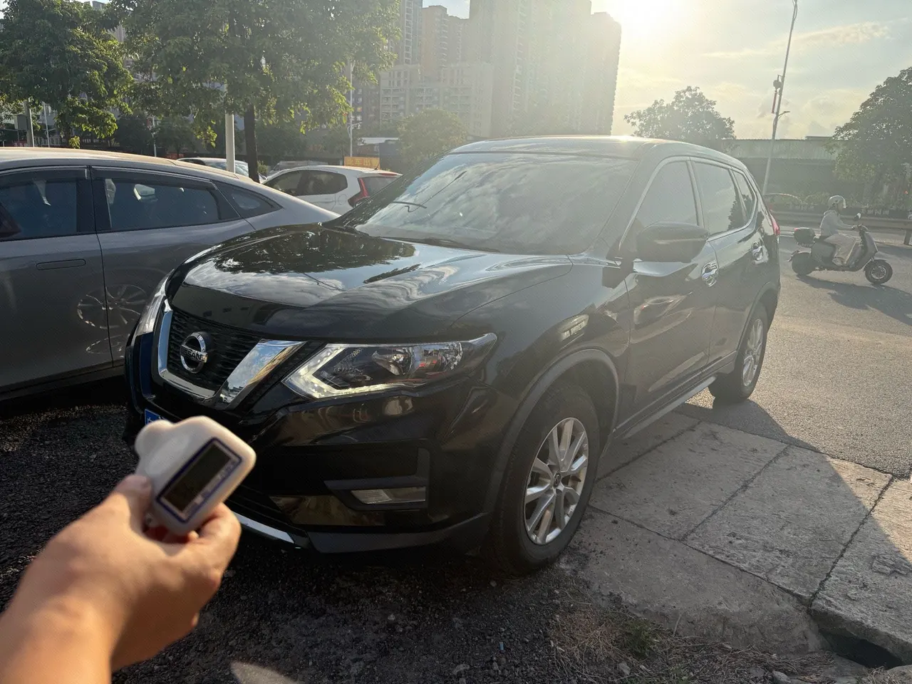 Nissan 2020 Qijun 2.0 Stepless XL ITS Two-Drive Comfort Edition Automatic Gear - View 1