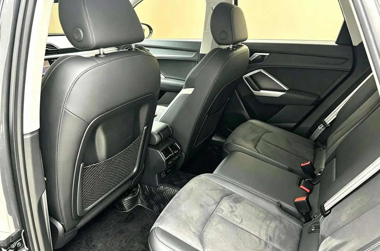 Audi 2022 Q3 1.4TFSI 35TFSI Fashion Dynamic Automatic 4
