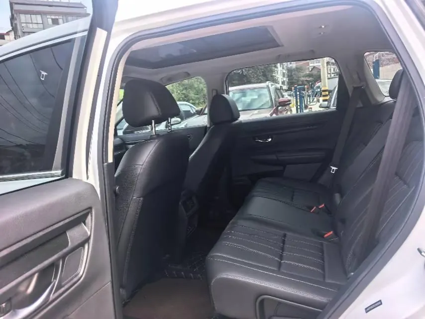 Honda 2025 Hao Ying 1.5T Stepless 240TURBO Two-Drive Deluxe Edition 5-seat Automatic Gear 4
