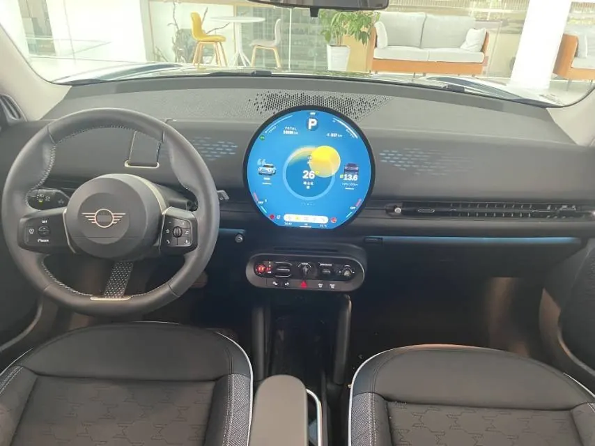 MINI 2025 Aceman E Aceman E Classic Automatic 8