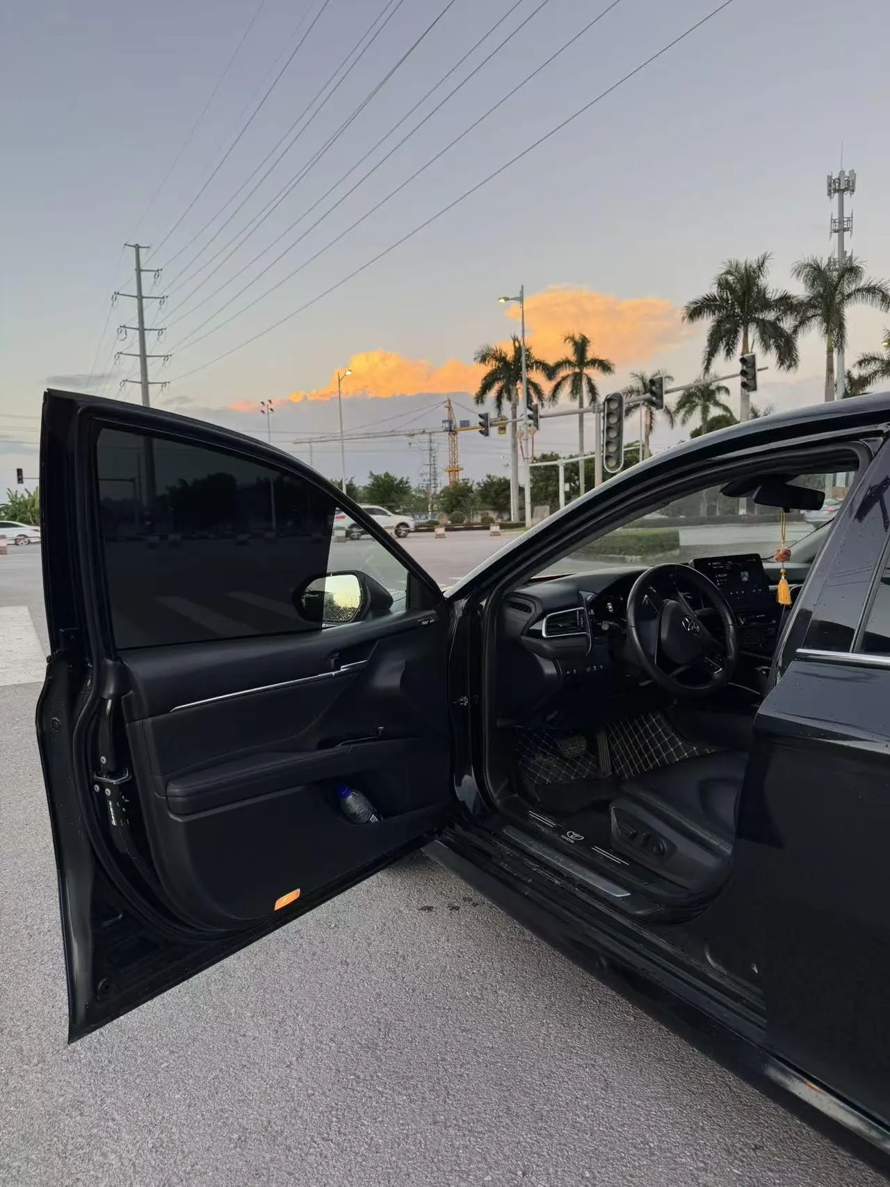 Toyota 2021 Camry 2.5G Deluxe Edition Automatic Gear 5