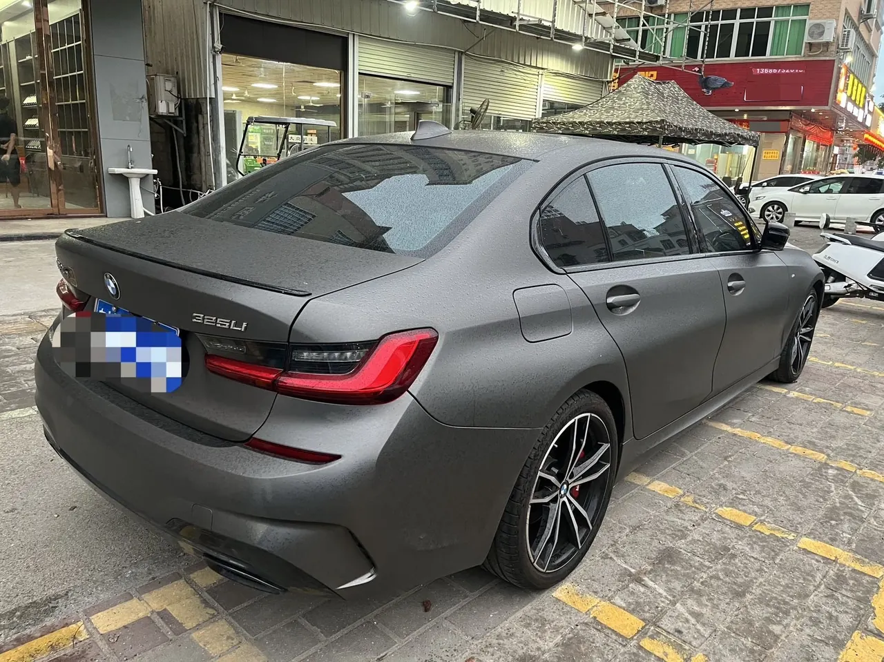 BMW 3 Series 2021 325Li 2.0T M Sports Obsidian Night Suit Automatic Gear 3