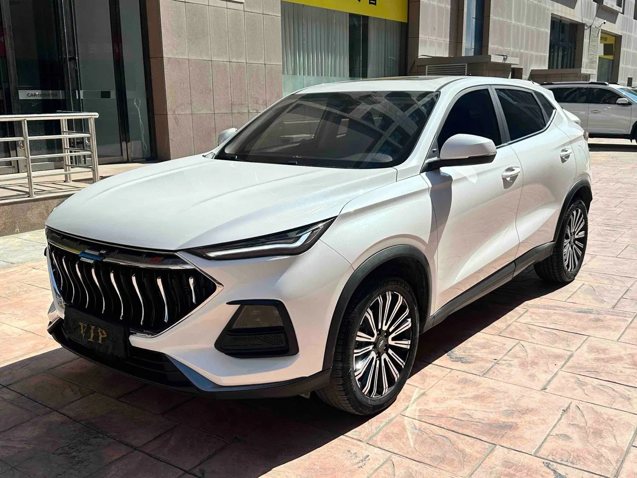Открыть галерею: Oshan 2022 X5 1.5T Sports Edition Cyclone Charge Automatic Gear