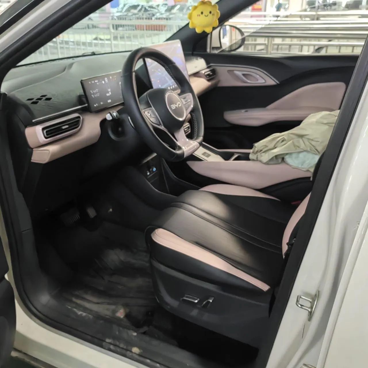 BYD 2025 Seagull Smart Driving Edition 305km Free Edition Automatic Gear 2