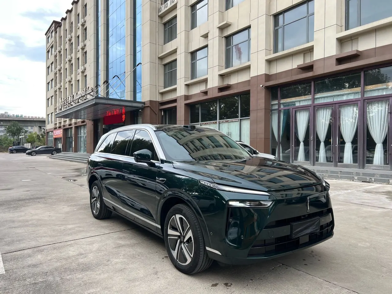 WEY 2026 Blue Mountain DHT 1.5T Intelligent Advanced Edition Four-wheel Drive Max Automatic Gear 3