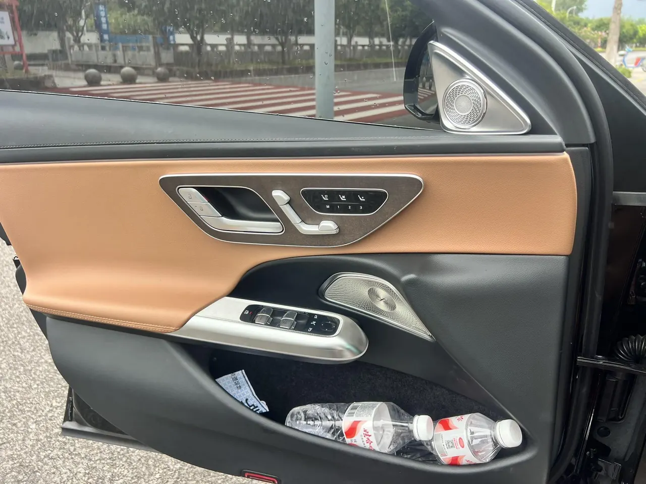 Mercedes Benz E Class 2025 E 300 L 48V 2.0T Luxury Automatic Gear 8