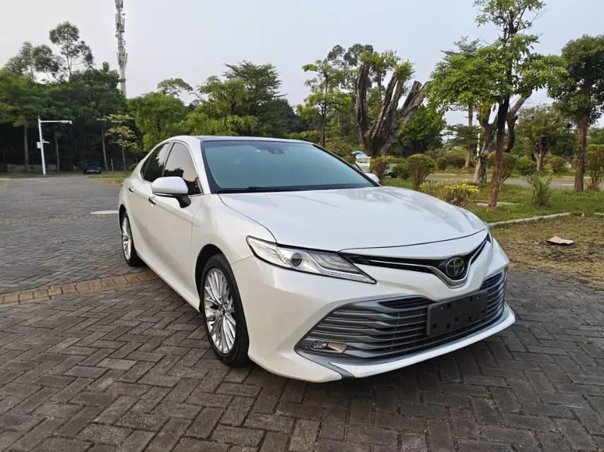 Toyota 2021 Camry 2.5G Deluxe Edition Automatic Gear 3