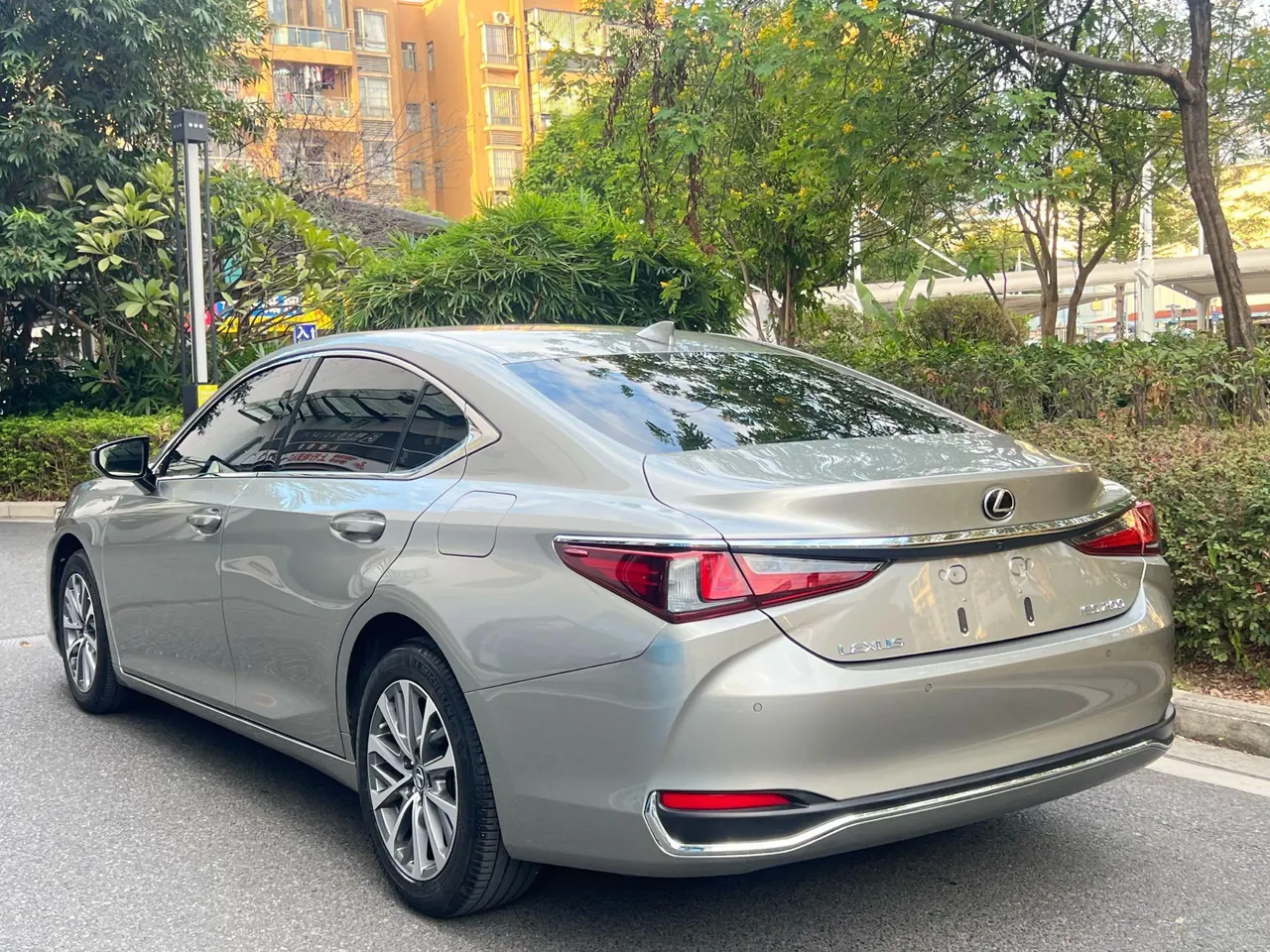 Lexus ES (Imported) 2021 ES200 2.0 Stepless Premium Edition Automatic Gear 4