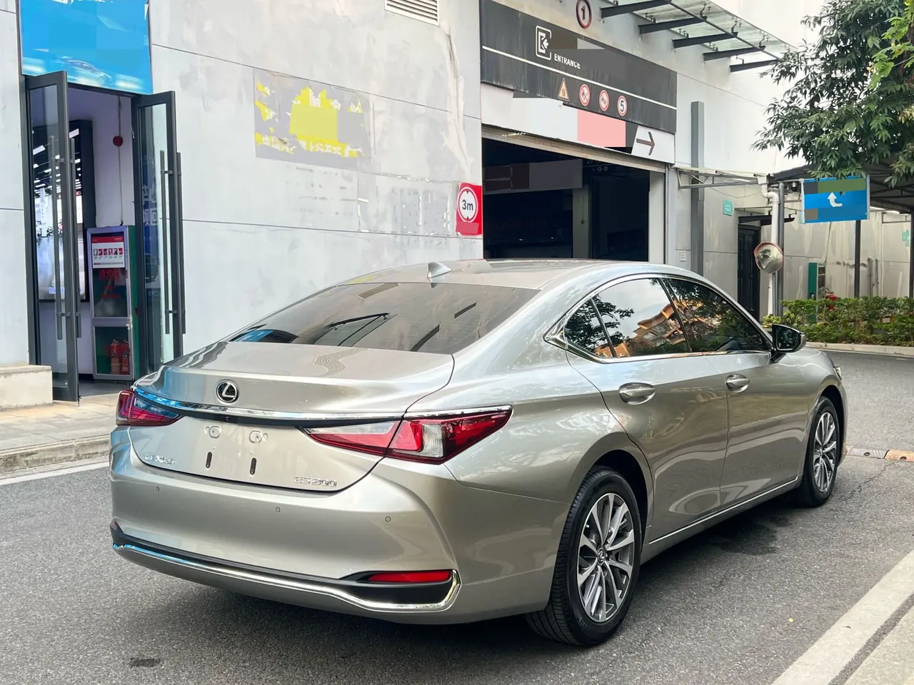 Lexus ES (Imported) 2021 ES200 2.0 Stepless Premium Edition Automatic Gear 6