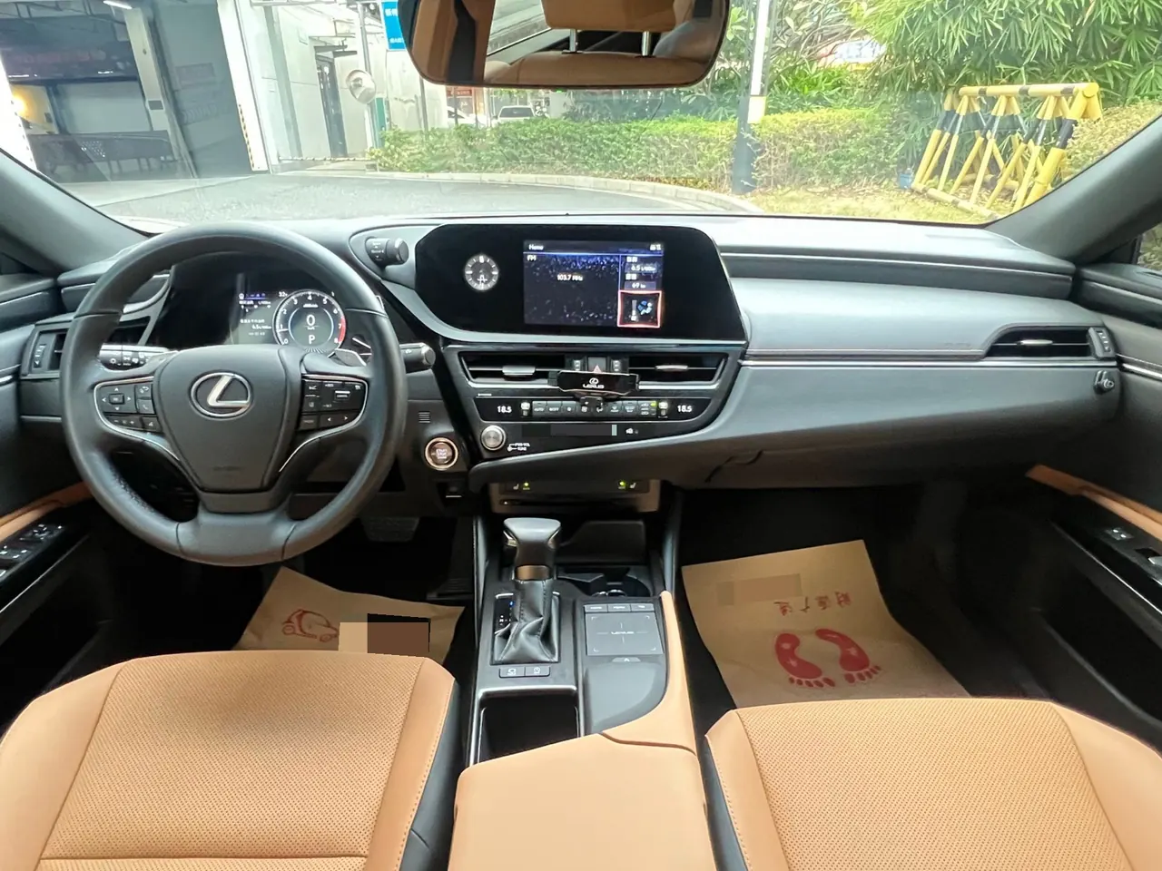 Lexus ES (Imported) 2021 ES200 2.0 Stepless Premium Edition Automatic Gear 9