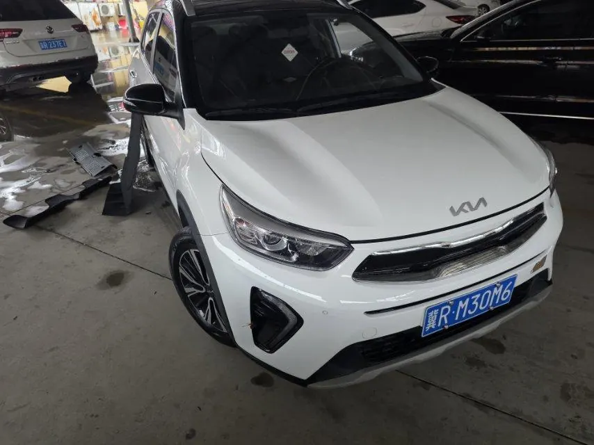 Kia 2021 Yi Run 1.4 Stepless Sunroof Automatic Transmission 3