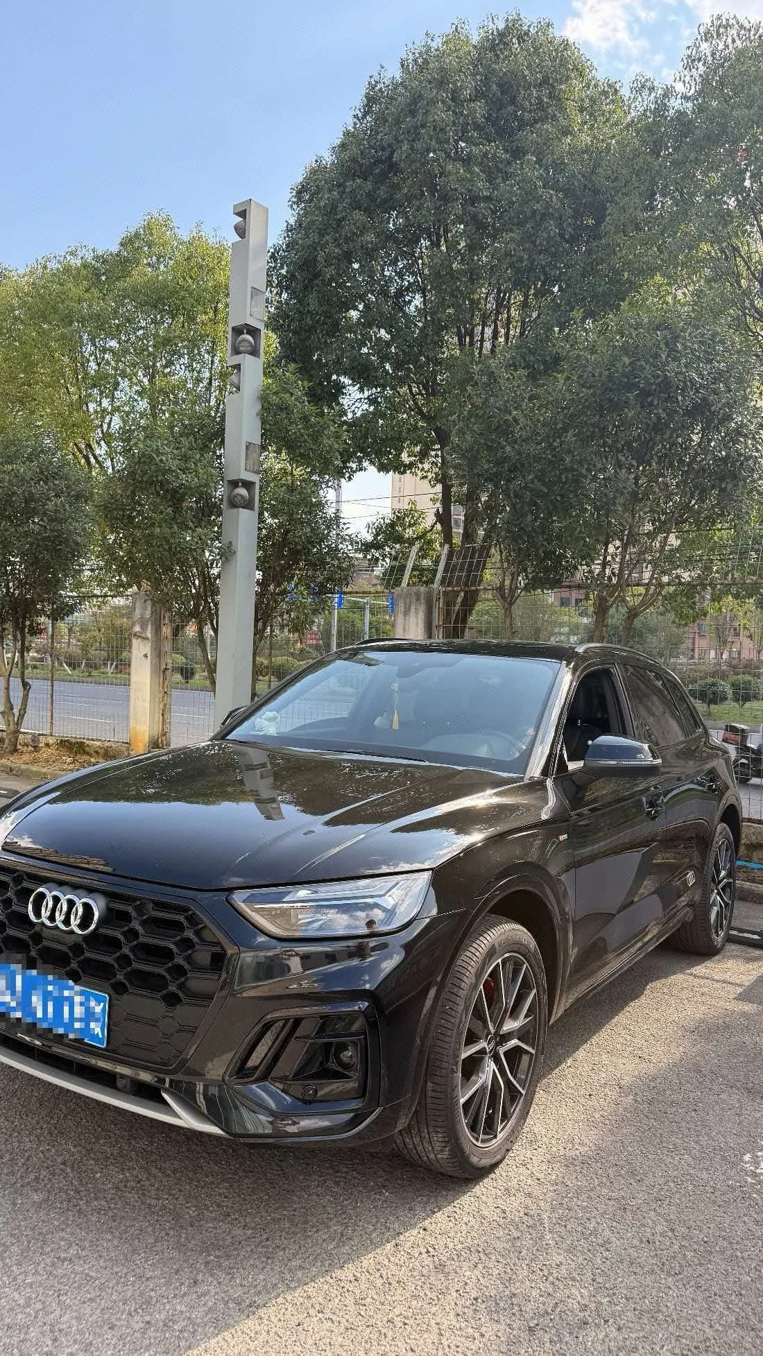 Open image lightbox: Audi 2025 Q5L 2.0TFSI 45TFSI 45th Anniversary Collection Edition Quattro Deluxe Dynamic Automatic