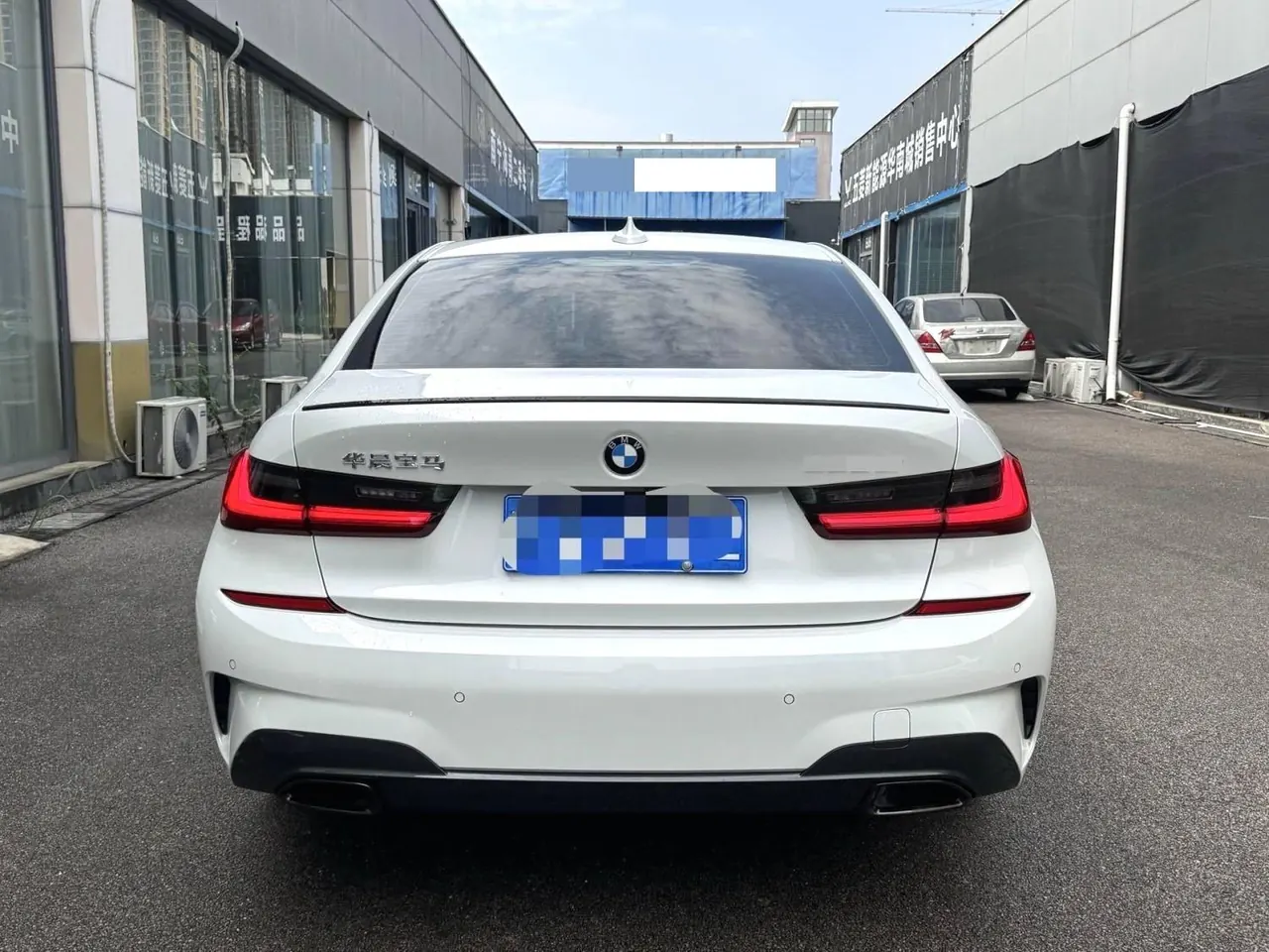 BMW 3 Series 2021 325Li 2.0T M Sports Obsidian Night Kit (Changed) Automatic Gear 5