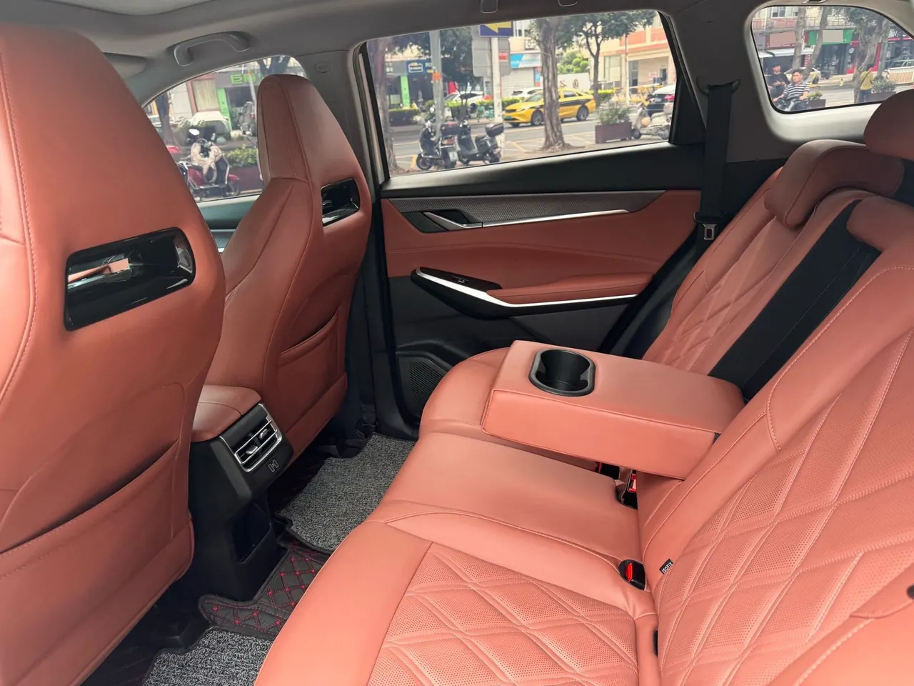 ChangAn 2024 CS75 1.5T Enjoy Edition Premium Automatic Gear 12