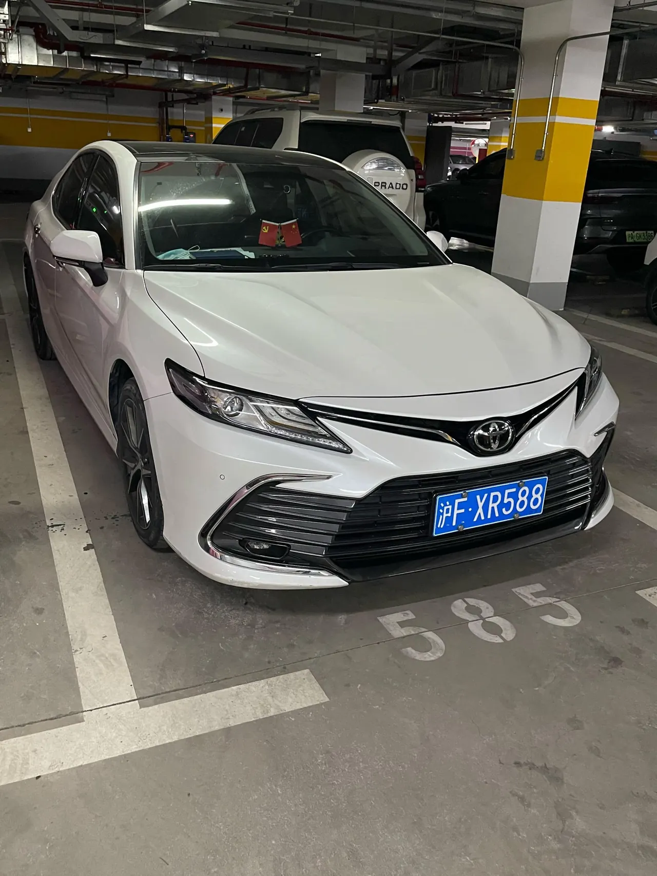 Toyota 2021 Camry 2.5G Deluxe Edition Automatic Gear 3
