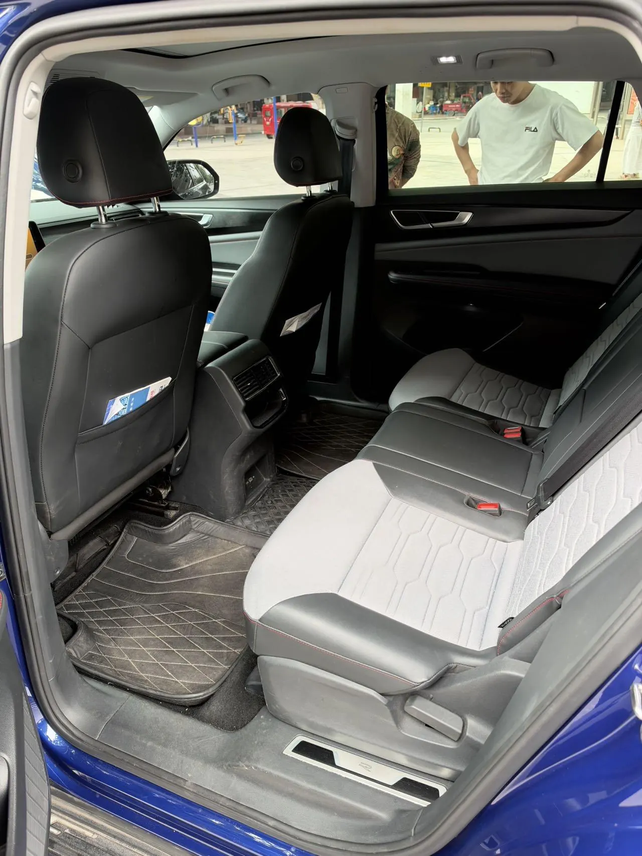 Volkswagen 2021 Tuang X 2.0TSI 380TSI Four-wheel Drive Deluxe Edition Automatic Gear 3