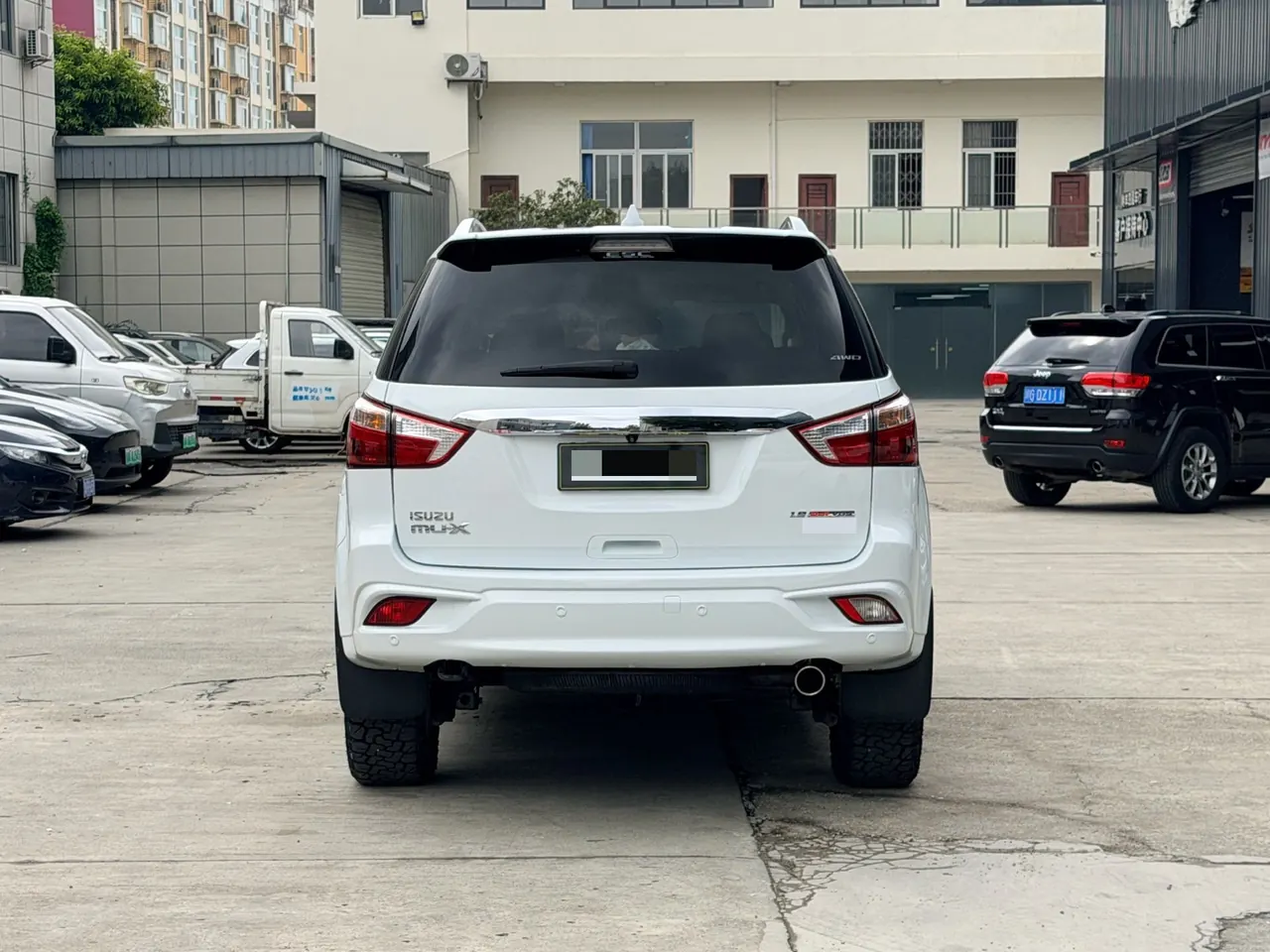 Isuzu 2020 mu-X 1.9T 4-wheel drive 5-seat automatic gear 5
