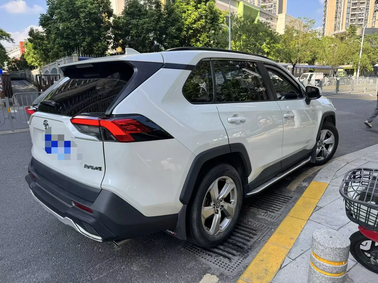 Toyota 2020 RAV4 Rongbo 2.0 Stepless Two-Drive Fashion Edition PLUS Automatic Gear 7
