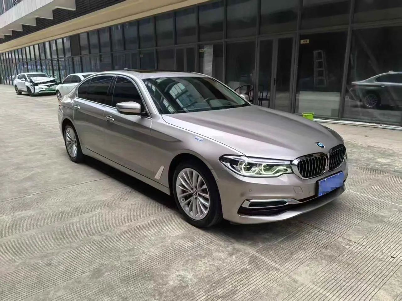 BMW 5 Series 2020 530Li 2.0T Premium Luxury Suit Automatic Gear 3