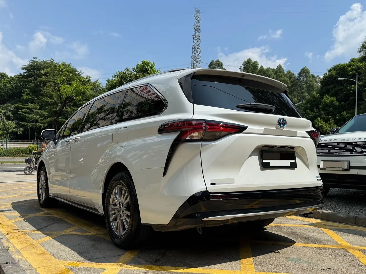 Toyota 2021 Sai 2.5 Stepless Premium Edition Automatic Gear 6