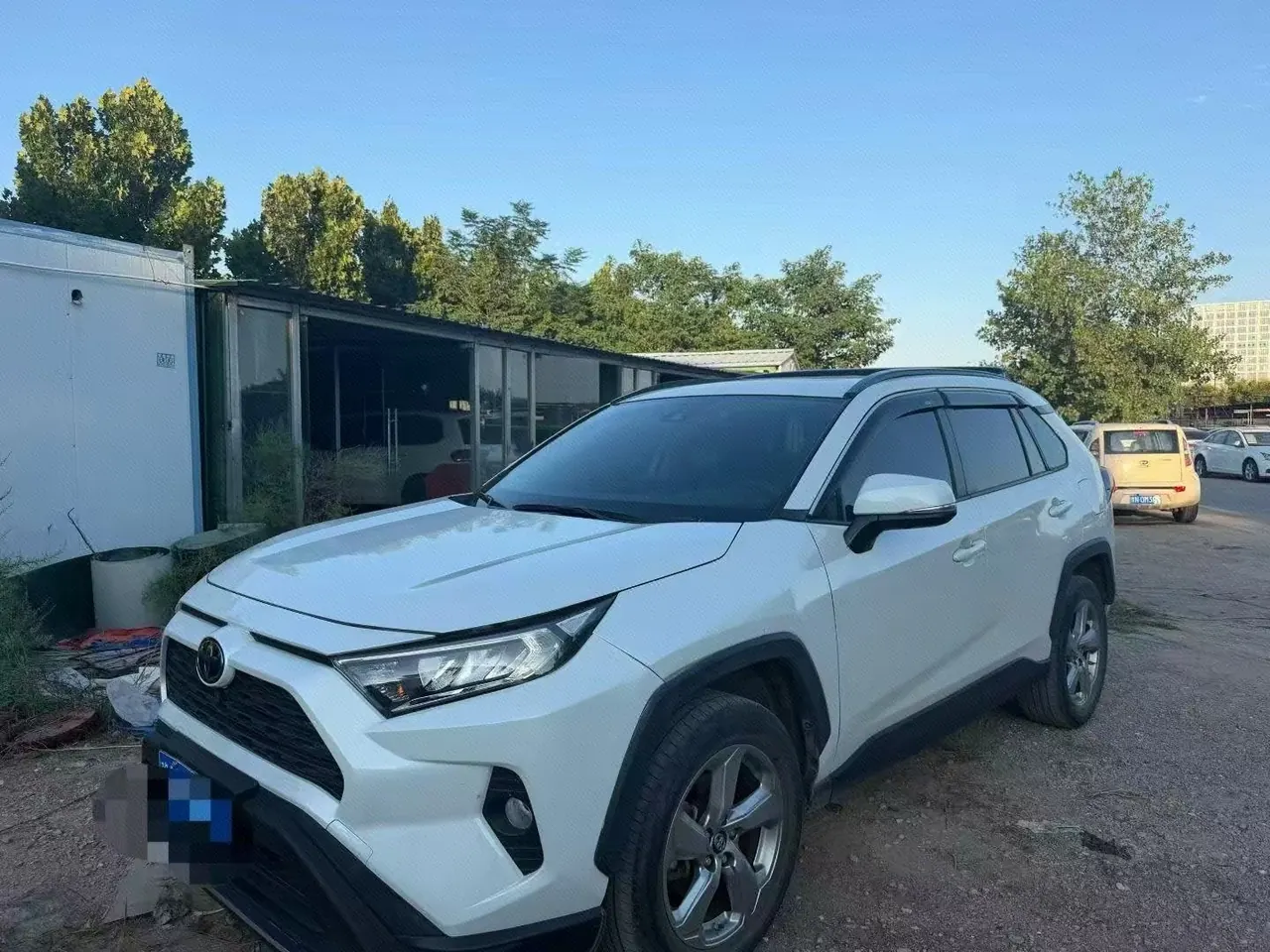 Открыть галерею: Toyota 2021 RAV4 Rongbo 2.0 Stepless Two-Drive Fashion PLUS Edition Automatic Gear