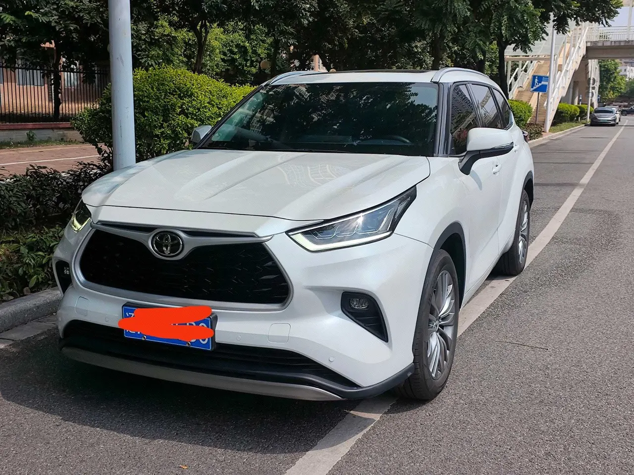Toyota 2024 Highlander Dual Engine 2.5 Stepless Intelligent Electric Hybrid Four-wheel Drive Premium Edition 7-seat Automatic Transmission - View 1